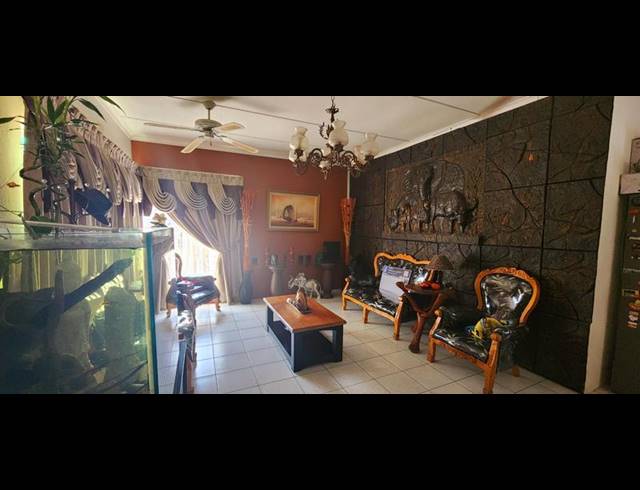 3 BEDROOM HOUSE FOR SALE IN ELSPARK
